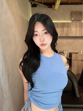 マスカリ(muscali) 星華,黒髪,ネビージュ,小顔,レイヤー,韓国風巻き