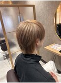 ミルクティーベージュ