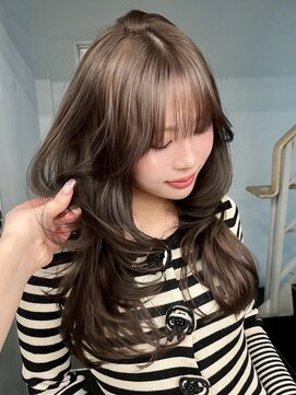 フェブミエル(fev miel) レイヤーカット×透明感グレージュ