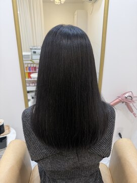 キューミー(Qmee) 艶髪透明感ブルーブラック