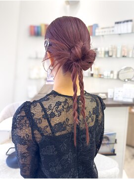 髪質改善/ヘアセット/ヘアアレンジ/ブリーチ/カット/レイヤー