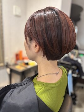 コンパクトショート×ワインレッド