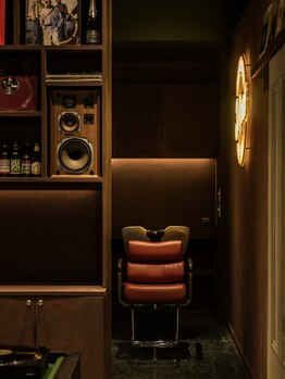 フォーコーナーズカットショップスリーセント 栄(FourCornersCutShop 3/cent)の写真/理容室でも美容室でもない”FourCornersCutshop3/cent"の【メンズパーマ特化】サロン!