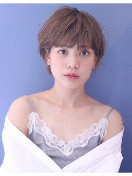ブラウヘアアンドケア(care) ラフショート の  イルミナヌードベージュ