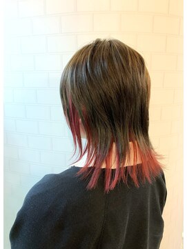 バーチ ウシワカマル(BIRCH ushiwakamaru) ウルフカット×インナーカラー