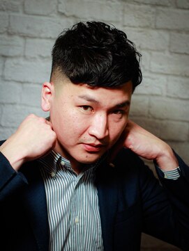 銀座マツナガ 新宿野村ビル店 メリハリをつけて、前下げスタイルでもあんまり甘く見せすぎない