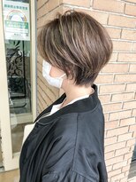 サロンドミルク 溝の口店(salon de MiLK)&nbsp;白髪がボケる脱白髪染めハイライトショート