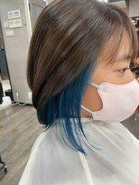 ジュノヘアーアンドアイラッシュ あざみ野(juno hair&eyelash) インナーカラーブルー