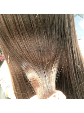 ヴィオラスバイポッシュ ギンザ(Violus by Posh GINZA) 髪質改善byサブリミック（酸熱トリートメント）