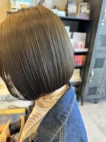 アチーブリス(achieve Liss)&nbsp;グレージュ大人可愛いミニボブ20代30代40代オリーブカラー