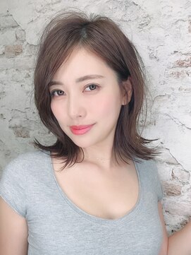マックスビューティーギンザ(MAXBEAUTY GINZA)　 小顔外ハネくびれヘア20代30代40代50代【銀座/銀座駅】