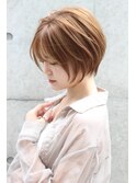 丸みが可愛い小顔マッシュショート　ひし形