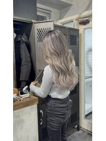 アポロ 横浜駅店(apollo)&nbsp;レイヤーボブハイライトブリーチレイヤーハイトーングレージュ