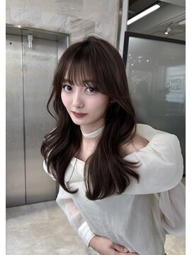 リリー(Lilley) レイヤーカット × ブラウンカラー ×韓国巻き下ろし