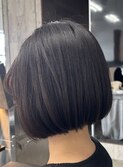 首が綺麗に見えるボブcut