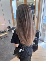 ユニ バイ マグ 長野店(Uni.by Mag) ミルクティーベージュバレイヤージュ透明感カラーハイトーン