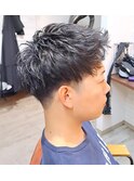 アップバングスタイル　メンズショート　