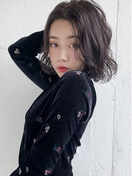 ルティア(Lutia) ふわミディ スモーキーグレージュ 艶カラー!