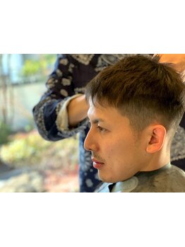 "眉で顔の印象は変わる"年齢を重ねてもカッコ良くありたい大人男性の為のメンズ専門バーバーサロン◆