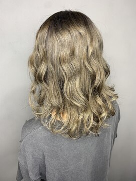 ヘアーデスティーノ(hair DESTINO) シルバーグレージュ