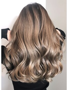 ナンバー(number+) 20代30代ハイライトバレイヤージュブリーチ立体感透け感