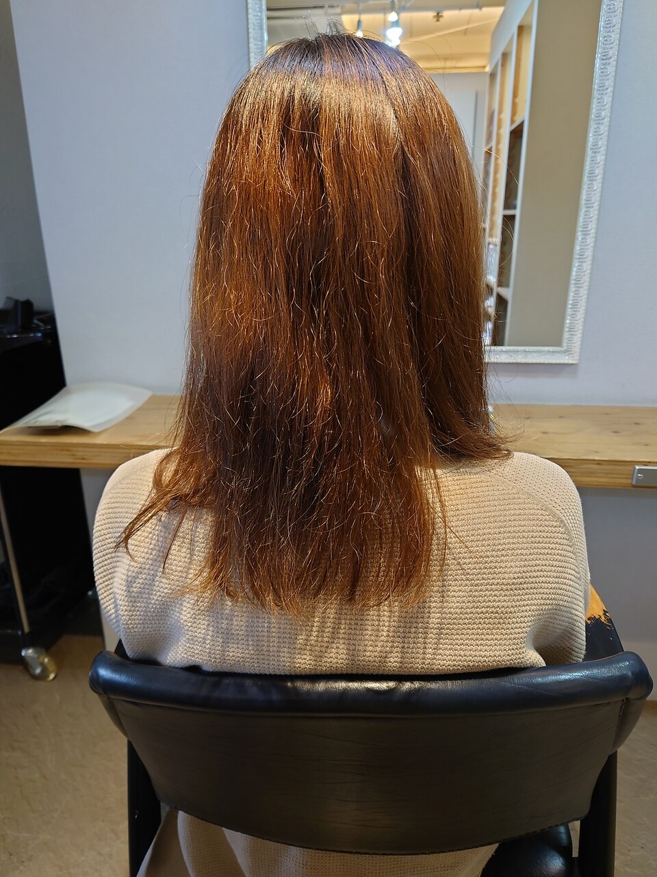 加工なし！ブリーチなしのミルクティーベージュ：L158056471