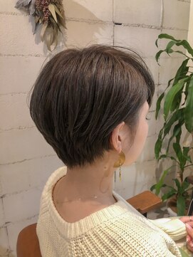 ウルム 蕨西口(ULUM) 耳掛けコンパクトショート【ULUM廣瀬】