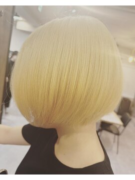 フラッグ(flag) 抜きっぱなしブロンドヘアー☆