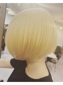 抜きっぱなしブロンドヘアー☆