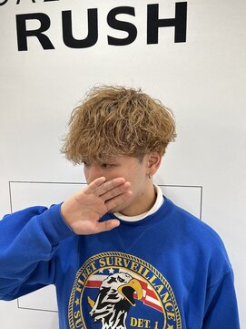 ダズルヘアラッシュ(DAZZLE hair RUSH) 波巻きパーマ