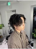【メンズ】センターパート外国人風パーマ