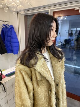 シイ(SIE) グレージュレイヤーカット