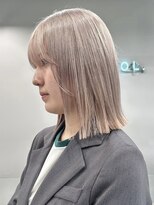 ソル ジングウマエ(SOL JINGUMAE)&nbsp;ミルクティーベージュローライトインナーカラーハイライト