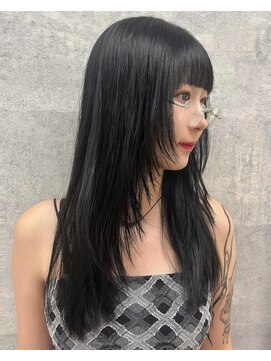 リリー(Lilley) (lilley内堀)レイヤーカット×ブルーブラック