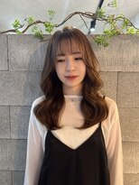 ティーヘア(t.hair)&nbsp;大人可愛い巻き髪スタイル/2wayシースルーバング/髪質改善カラー