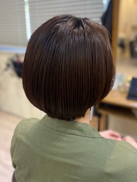 ヒラソル(girasol) 似合わせショートイメチェンクールショートグレイヘア