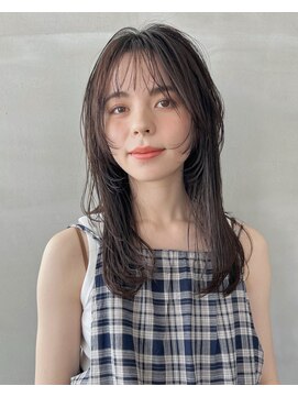 タス(tas) 顔まわりレイヤー似合わせ顔周りカット顔まわりレイヤーカット