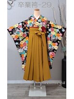 きものサロン すずめ屋&nbsp;レンタル番号　卒業袴-29　花畑　　（袴、帯色変更可）