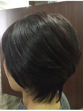 美容室 イルフェドゥ(Il fait doux) メリハリショートボブ