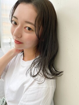 シロ(SiLO) 〈medium〉ソフトな抜け感◯ライムベージュ/ヘッドスパ/髪質改善