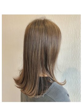 アンレーヴ(UnReve) シークレットハイライト×アッシュグリーン