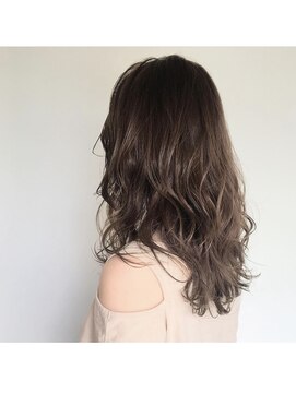 ジーシーエイト ヘアー(GC8 hair) フォギーベージュ