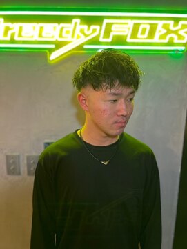 グリーディーフォックス 代々木(Greedy FOX) アップバング/ツーブロックマッシュ/束感/波巻き[シェービング]