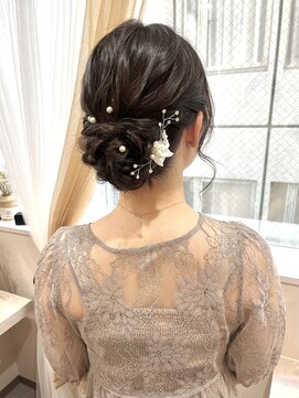 ミラ(Mila) 結婚式お呼ばれ定番スタイル☆上品なアップヘア
