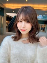 クム(kumu) 【kumu】くびれミディ×8トーンアッシュブラウン.