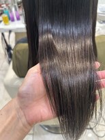 ケンジ 平塚 アネッタ(KENJE annetta) イノアカラー　オージュアインメトリィ