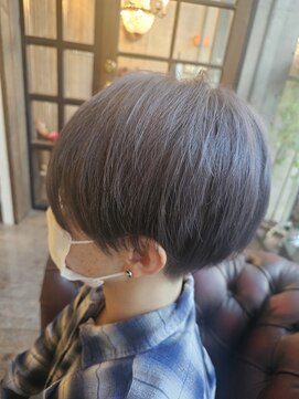 プラスティック プラスヘアーサロン(PLUSTIC +hair salon) パープルアッシュ