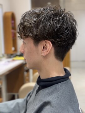 ピークアブー アヴェダ ギンザシックス(PEEK-A-BOO AVEDA GINZASIX) メンズパーマ　シャドウパーマ　カルマパーマ　ダウンパーマ