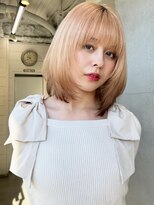 ホワイトブロンド/ワイドバング/美髪/外ハネボブ/裾カラー/原宿
