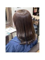 エン(En,) さりげないオリーブブラウン